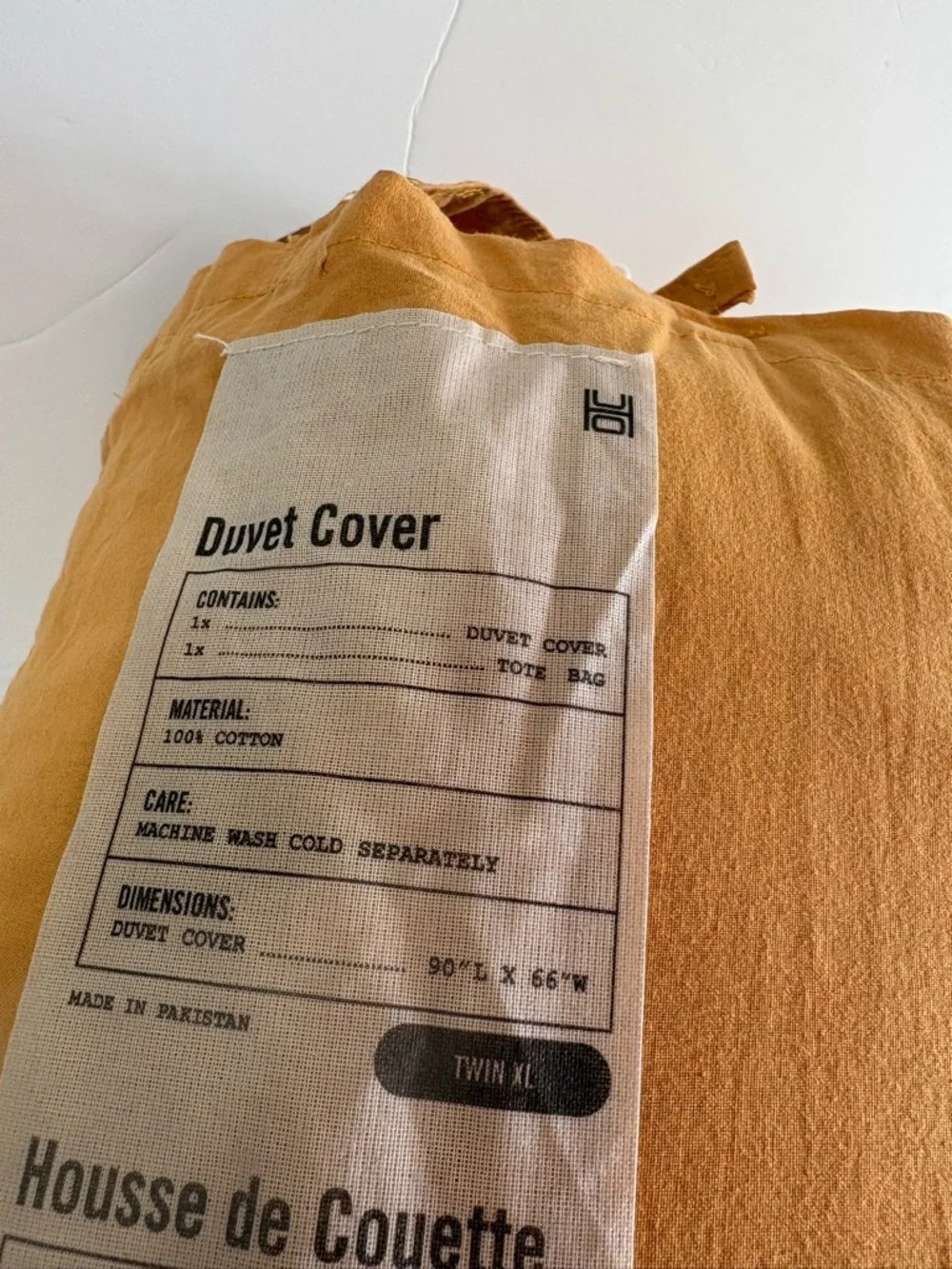 NWT Urban Outfitters Twyla Floral Duvet Cover Size Twin XL